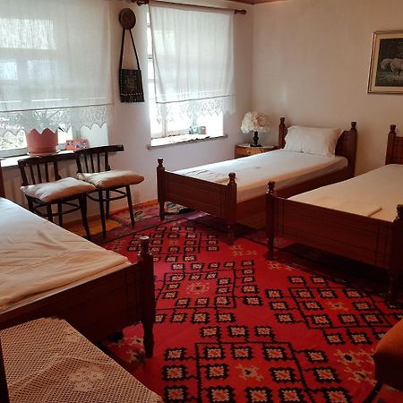 Eva Guesthouse Αργυρόκαστρο Εξωτερικό φωτογραφία